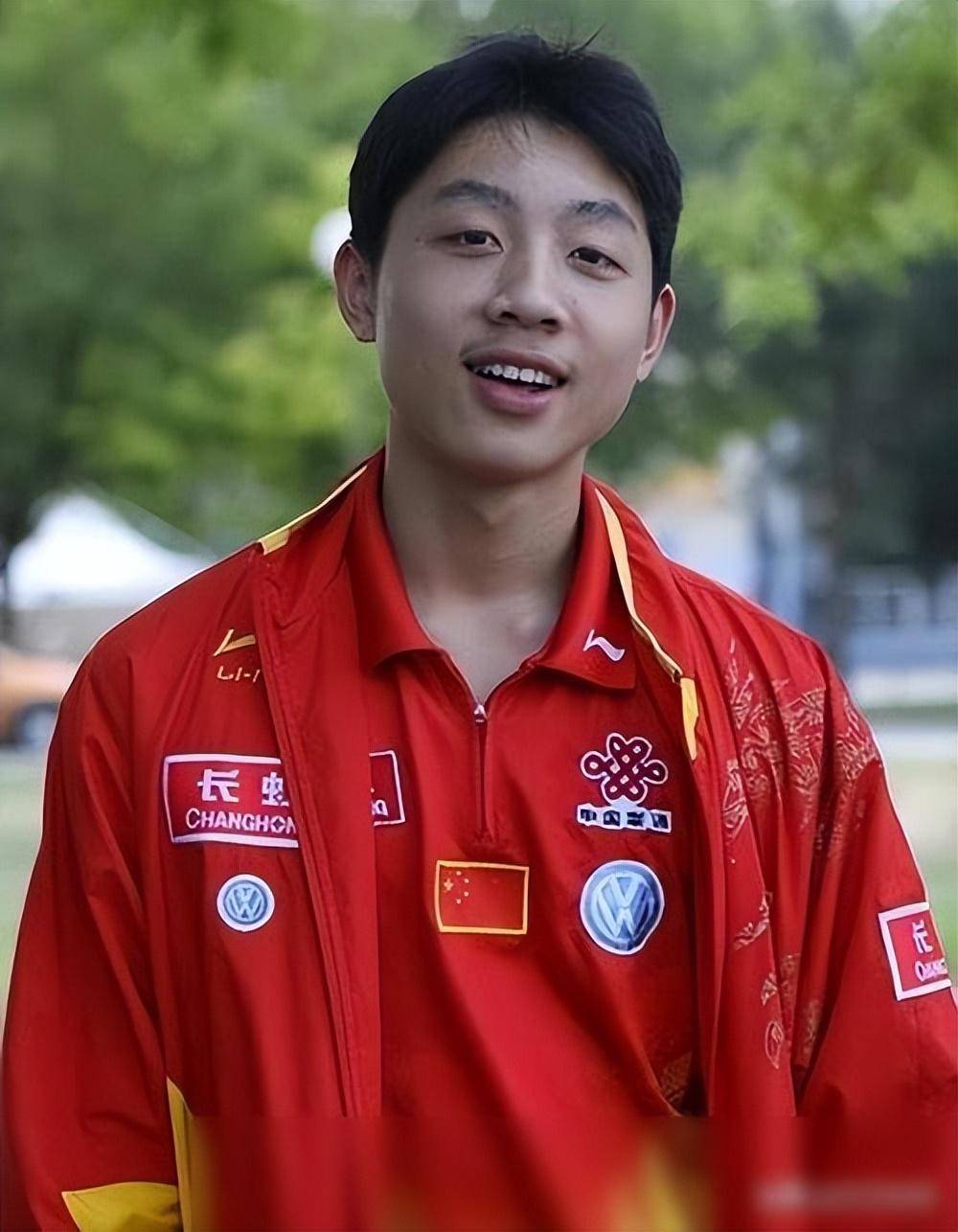 关于瑞典乒乓球队绝地反击中国乒乓球队，许昕统治全场的信息