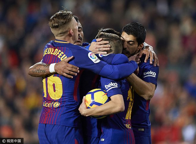 波兰血洗瓦伦西亚，阿尔巴惊艳世界的简单介绍