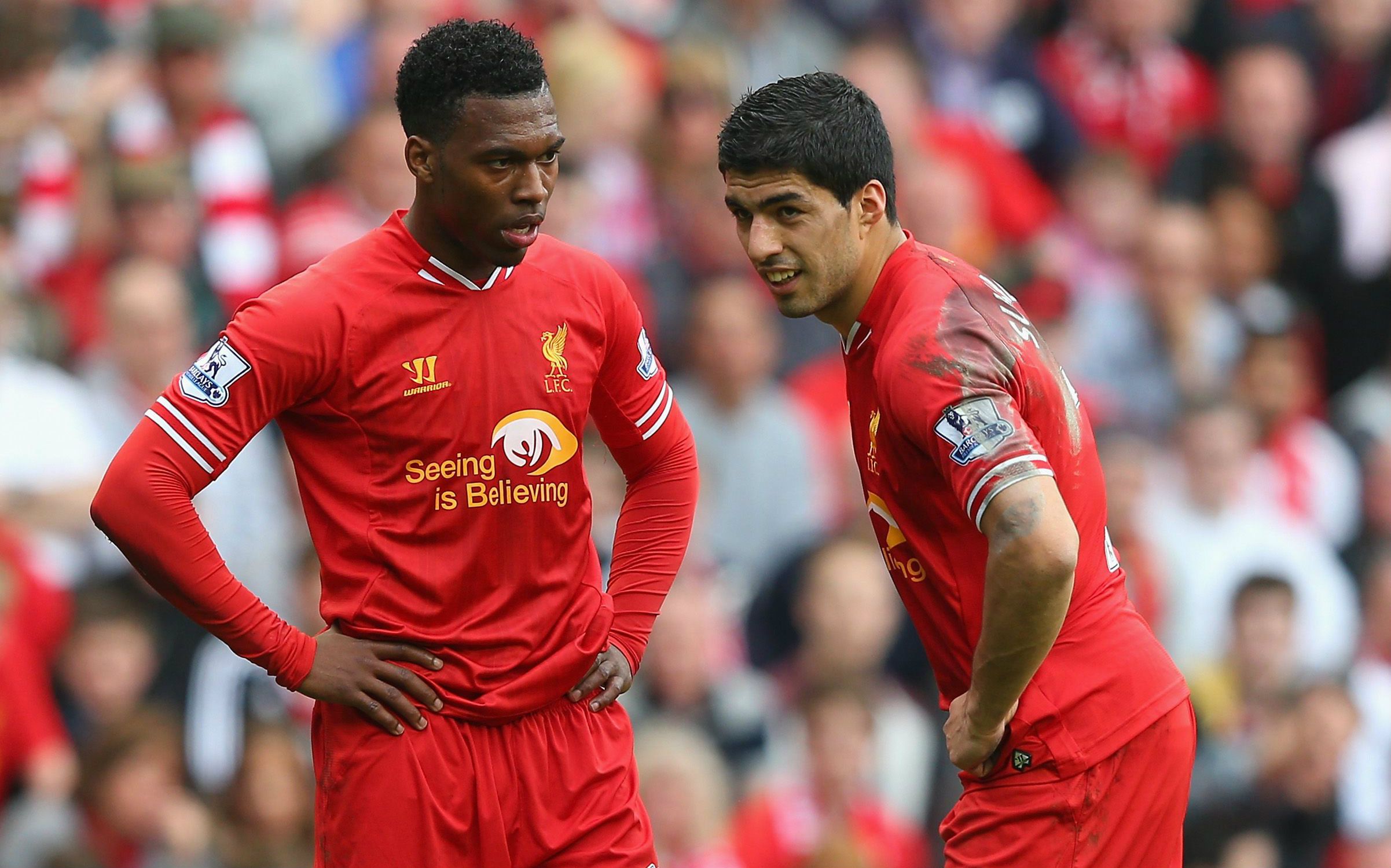 包含墨西哥鏖战多特蒙德，苏亚雷斯高光表现的词条